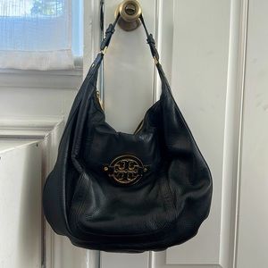 Tory Burch Leather Amanda Large Hobo bag